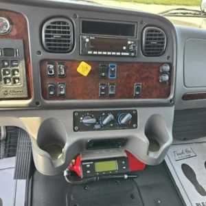 2019 FREIGHTLINER BUSINESS CLASS M2 106 - Image 24